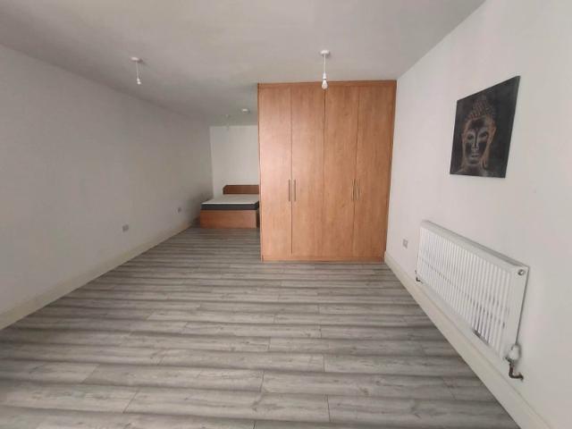 Modern Studio Halesowen Road Cradley Heath B64