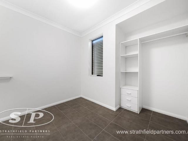 Modern Studio in Merrylands