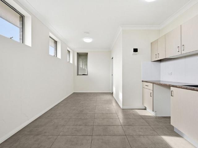 Modern Studio in Merrylands
