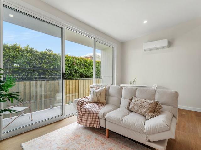 Modern Studio in a Convenient Location