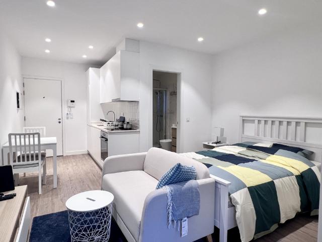 Modern Studio in centre of Lisbon 2D