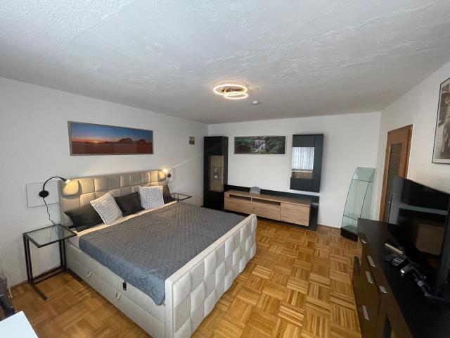 Modern Studio in Essen Bredeney, Essen Amsterdam Apartments for Rent