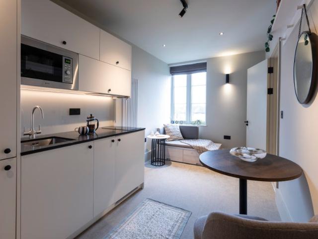 Modern Studio in Wimbledon