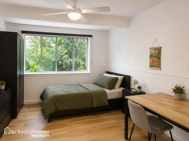 Modern Studio Living with Comfort & Convenience