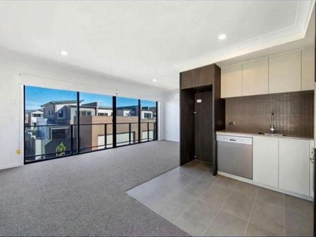 Modern Studio Living in the Heart of Marsden Park
