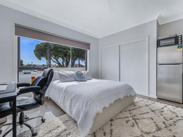 Modern Studio Rooms in a Central Location