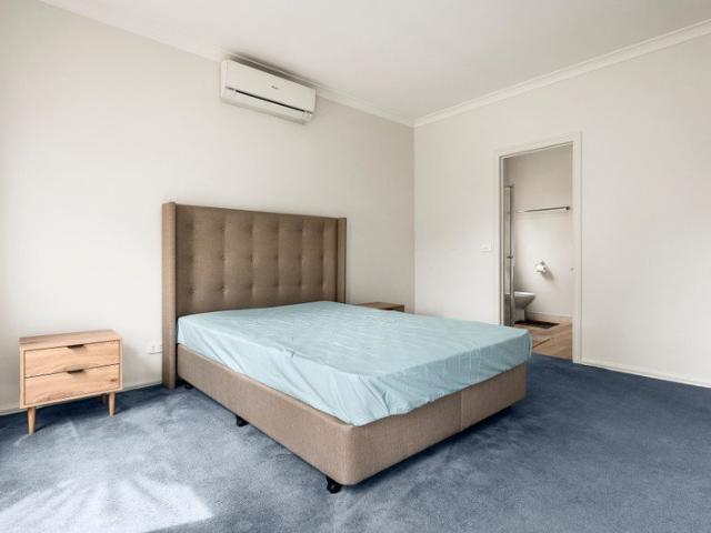 Modern Studio Style Living All Bills Included!