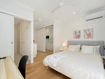 Modern Studio Unit for Rent!