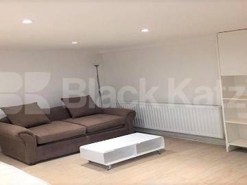 Modern Studio walking distance to Marylebone Tube & Regents Park