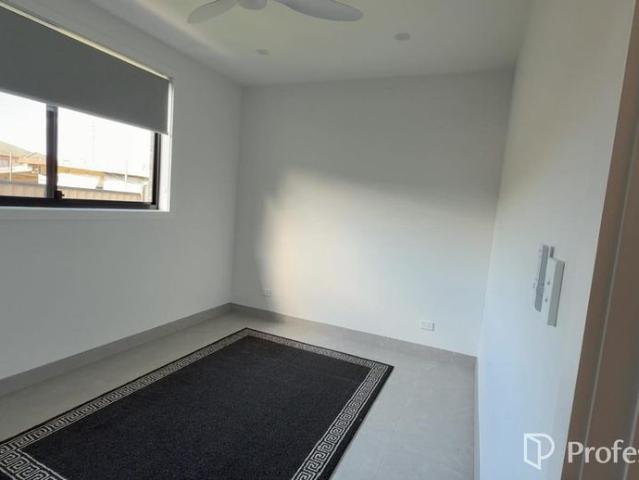 Modern Studio