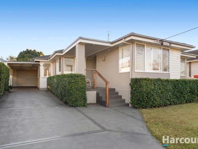 Modern style, bonus studio and village convenience