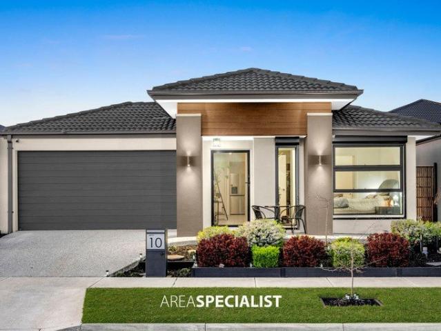 MODERN STYLE, EASY CARE LIVING AND OUTSTANDING CONVENIENCE