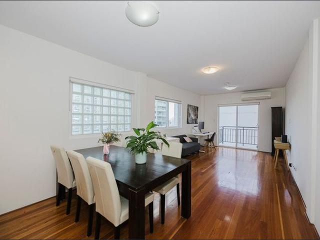 MODERN STYLE. EFFORTLESS WEST PERTH LIVING