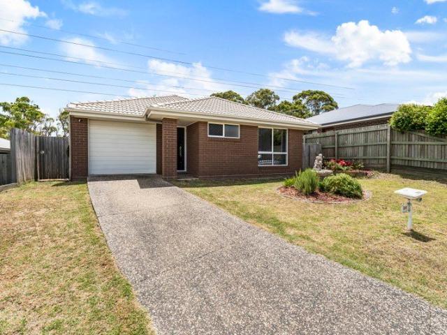 Modern Style in a Private & Convenient Glenvale Location!