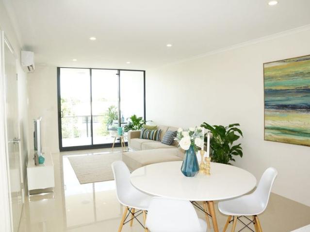 MODERN & STYLISH 2 BEDROOM APARTMENT IN THE HEART OF SHERWOOD
