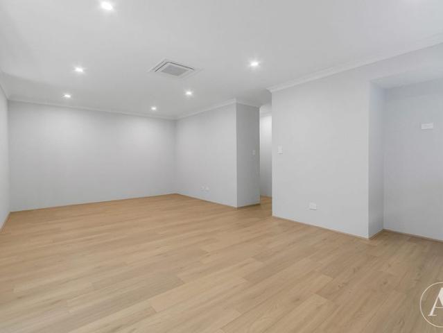 MODERN & STYLISH 3x2 HOME IN THE HEART OF BYFORD