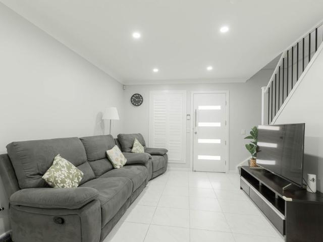 Modern, Stylish Townhouse in a Brilliant Location!