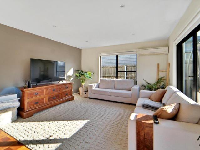 Modern & Stylish Two Bedroom Unit in Kings Meadows