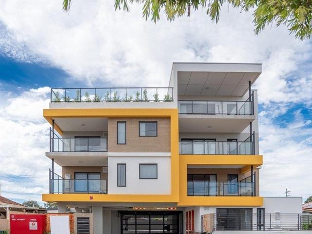 Modern & stylish apartment
