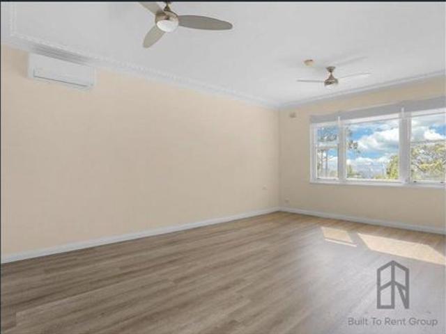 Modern & Stylish Apartment with Convenience at Your Doorstep