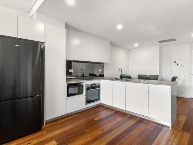 Modern, Stylish & Central Living