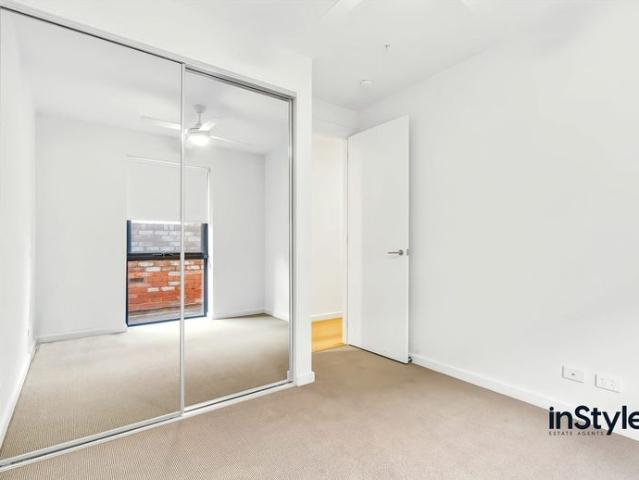 MODERN STYLISH LIVING