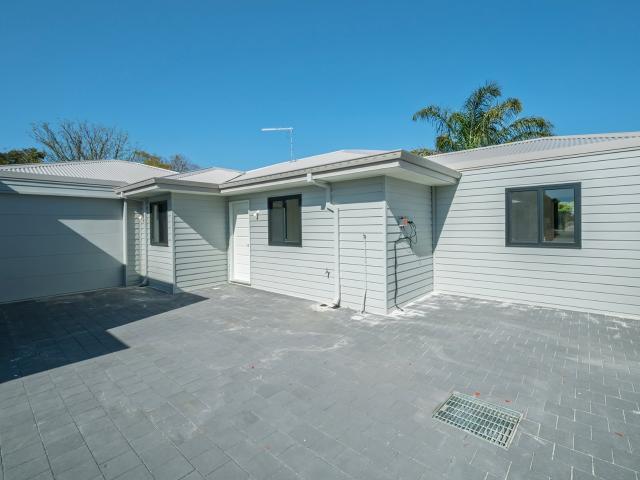 Modern, Stylish & Low Maintenance!