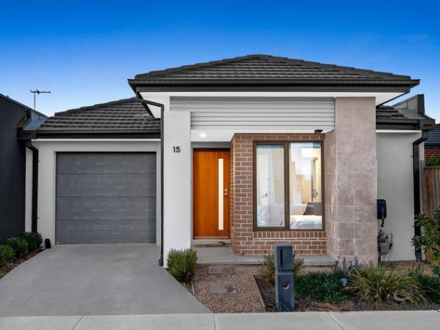 Modern, Stylish & Low Maintenance Living in Marigold Estate Tarneit!