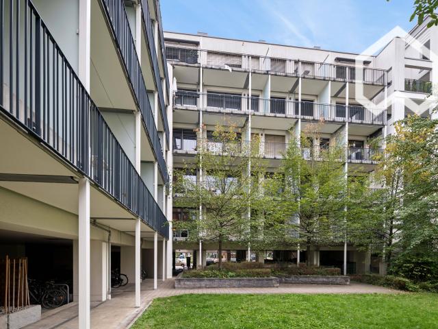 Modern, stylishly furnished apartment with balcony in Munich Vogelweidestraße 5 · 59 m² · 1.5 rooms · 3rd floor