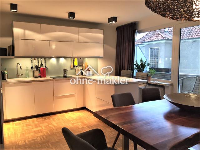 Modern, Stilvoll, saniert zwei Loggien, EBK, Ankleideraum *ohne Provision