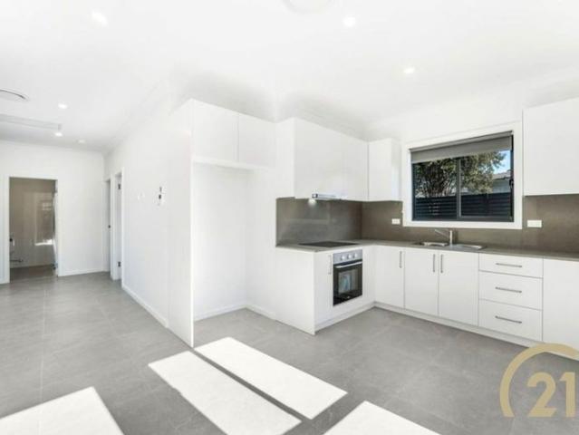 Modern Street Facing Granny Flat in a Prime Location