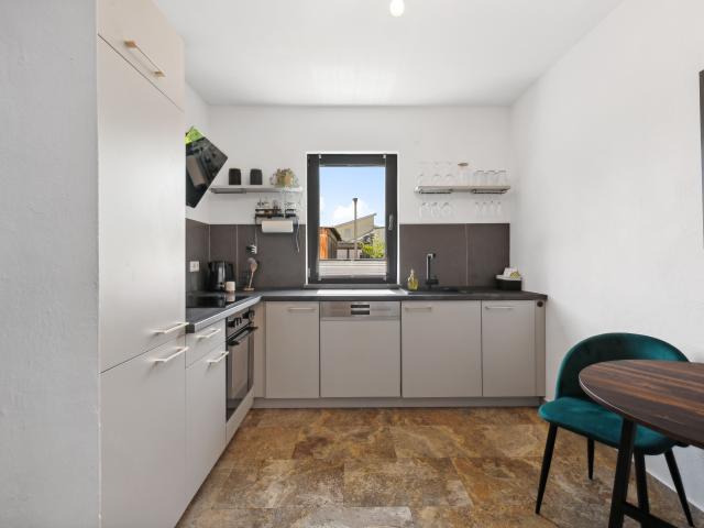 Modern suite Coburg