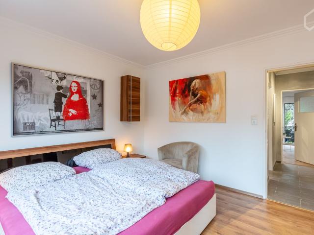 Modern suite in calm area, Koln Amsterdam Apartments for Rent