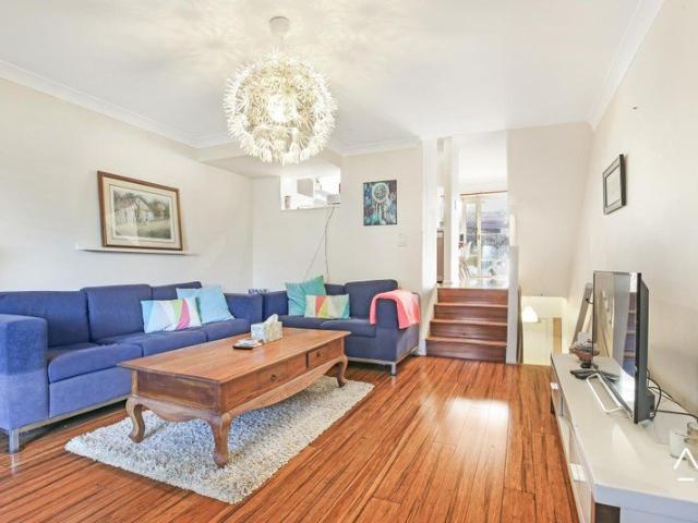Stylish Townhouse Living with Home Office & Sunny North Facing Courtyard