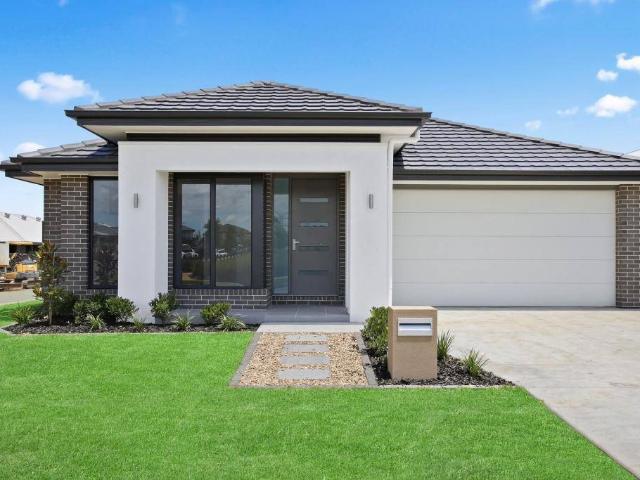Modern Park Front Single Level Family Home