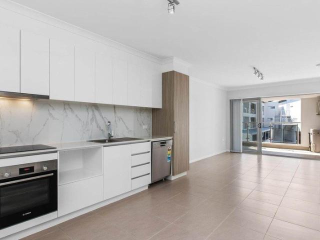 Modern Parkside Living in a Secure Lifestyle Complex