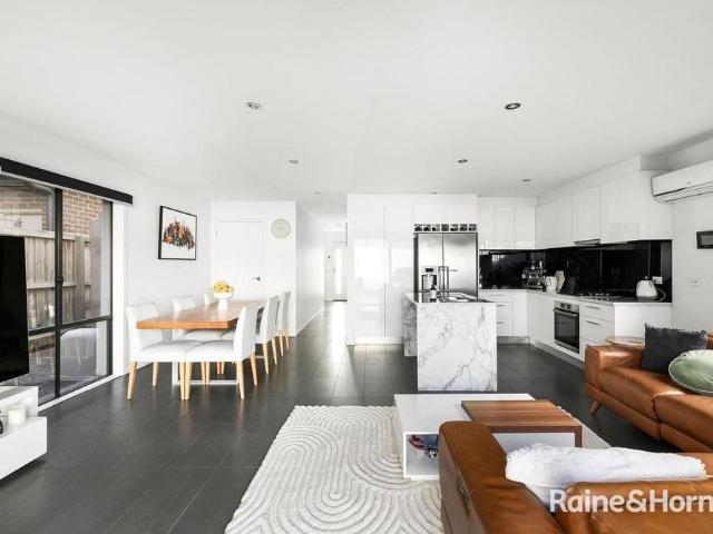 Modern Parkside Living in the Heart of Valley Lake