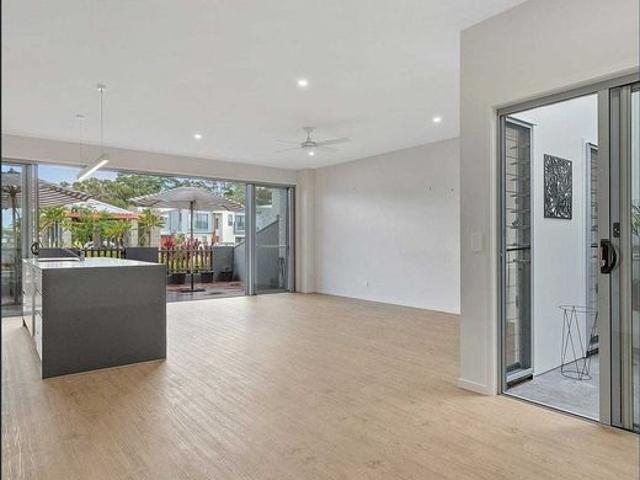 Modern Parkside Living in the Heart of Sunshine Cove