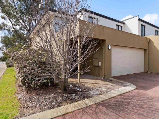 Modern Parkside Living with Space, Style & Lifestyle
