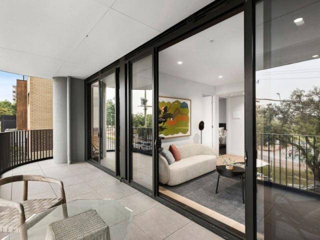 Modern Parkside Residences! Completed & Ready to Move In!