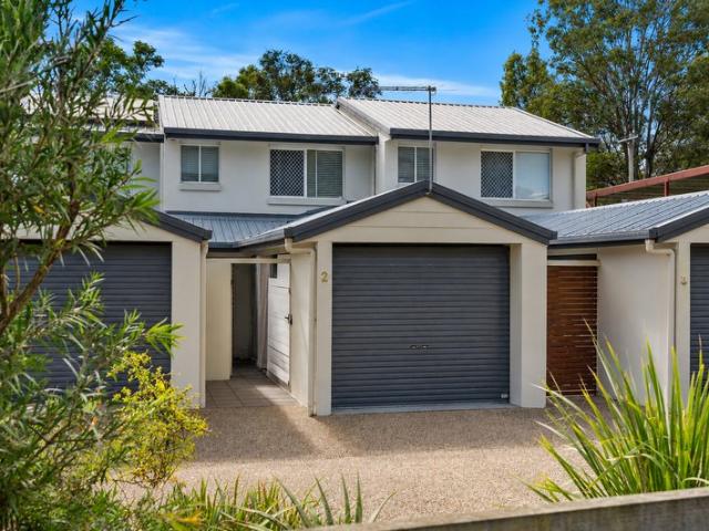 Modern Parkside Townhouse with Private Courtyard | Small Complex of Only Three