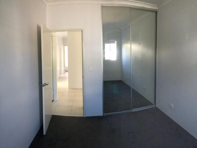 Modern passive solar 3×2 Home with large Solar PV array in quiet private Strata complex for Lease in Bassendean