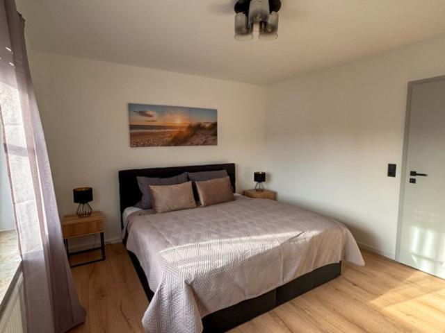 Modern, perfect apartment in Aschaffenburg with underground car parking area and Netflix, Aschaffenburg Amsterdam Apartments for Rent
