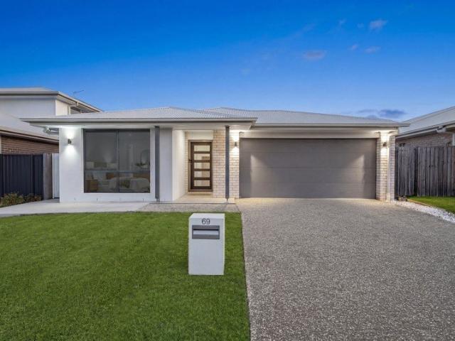 Modern Plantation Home in the Heart of Aura