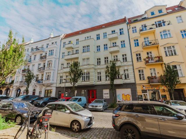 Modern Prenzlauer Berg 1BR w/ Balcony, Furnished, Berlin Amsterdam Apartments for Rent