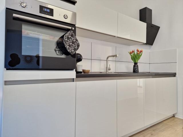 Modern & pretty home in Solingen, Solingen Amsterdam Apartments for Rent