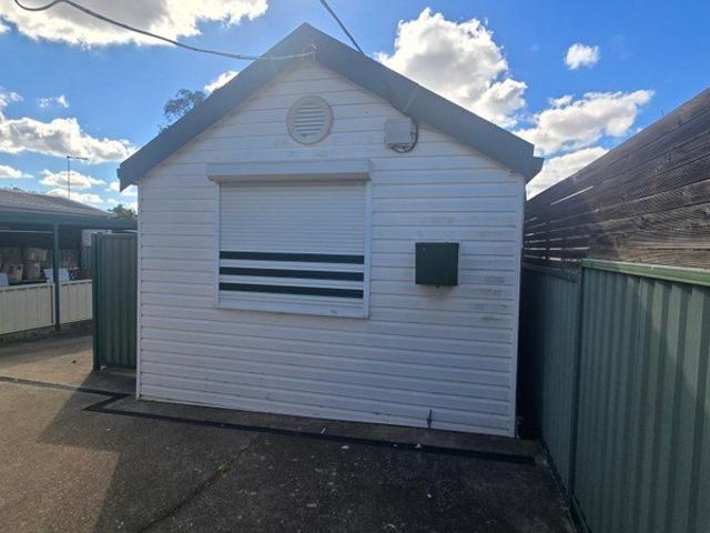 Modern & Private 1 Bedroom Granny Flat