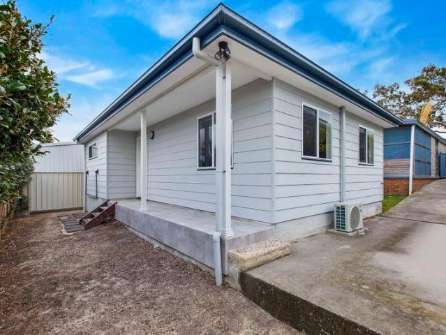 Modern & Private 2 Bedroom Granny Flat
