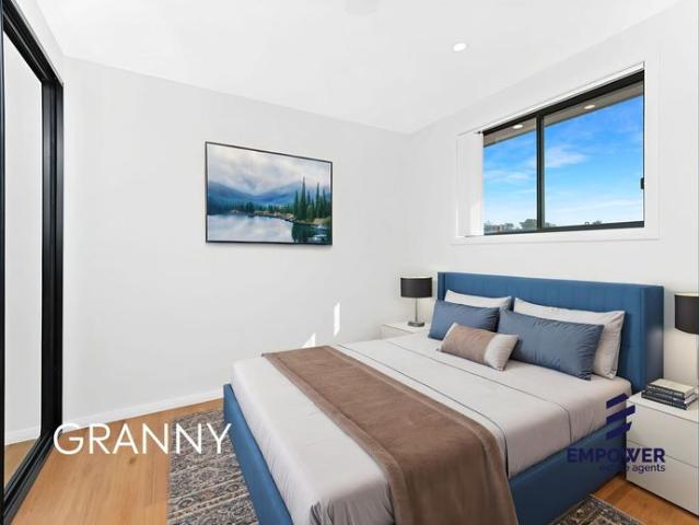 Modern & Private 2 Bedroom Granny Flat in Hillcroft Estate, Claymore
