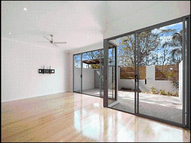 Modern, private townhouse